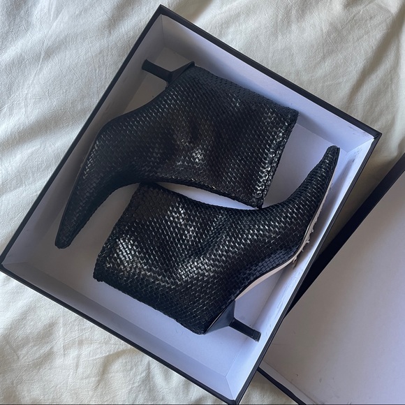 MIISTA
Shelly woven leather ankle boots - Picture 2 of 10